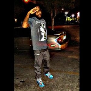 Meet your Posher, Lloyd